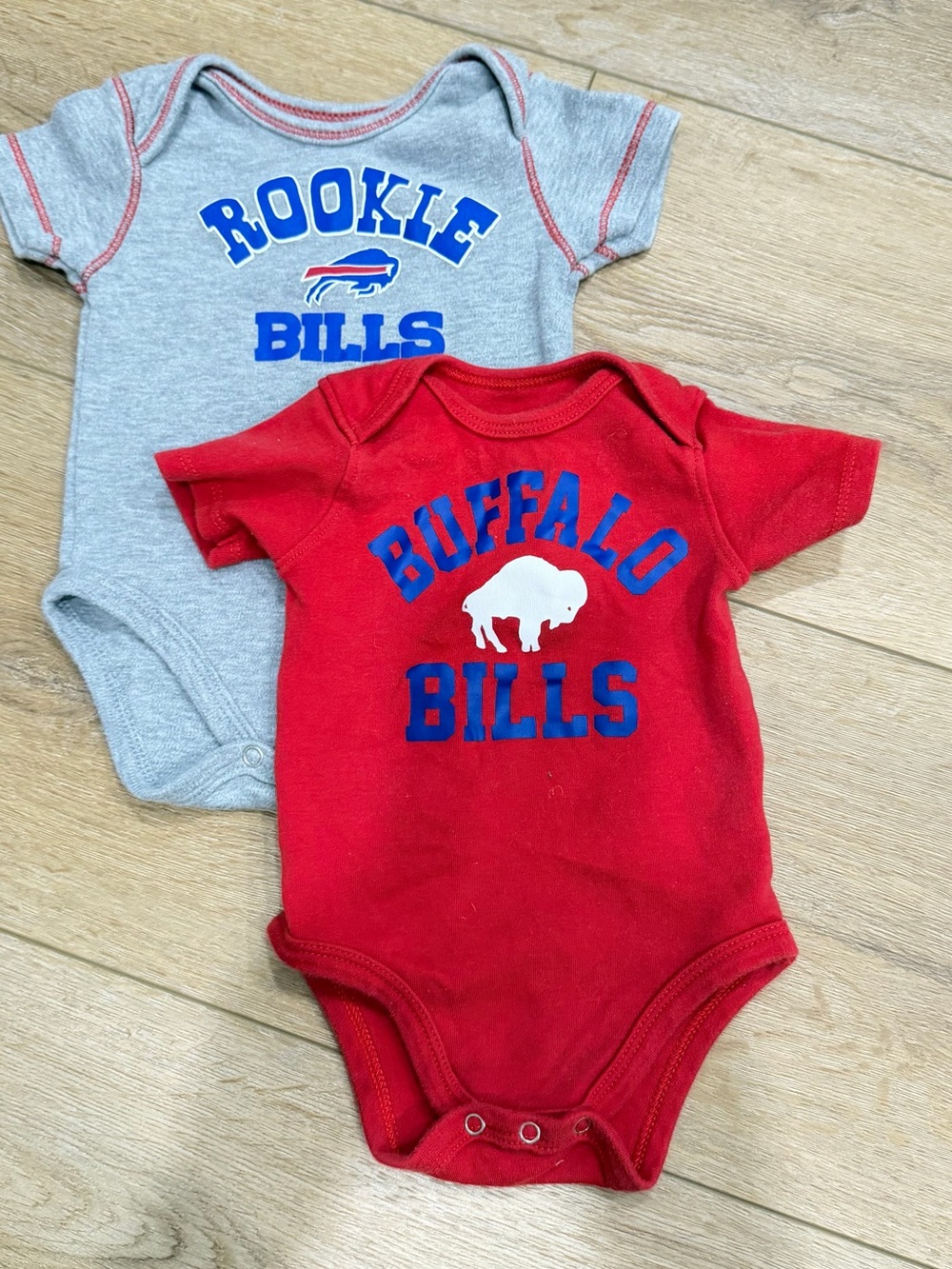 Buffalo Infant Bodysuit Set - Red & Grey 3-6, 6-9